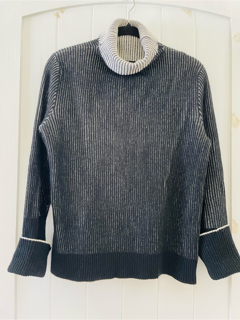 Women’s La Ligne Cashmere Black/White Striped Ribbed Turtleneck Sweater S